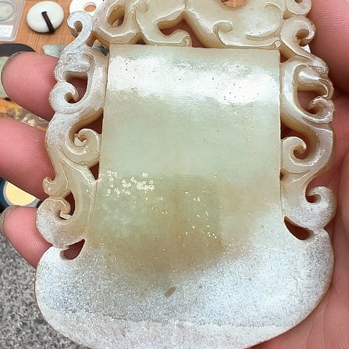 未镶嵌和田玉（糖玉）挂件