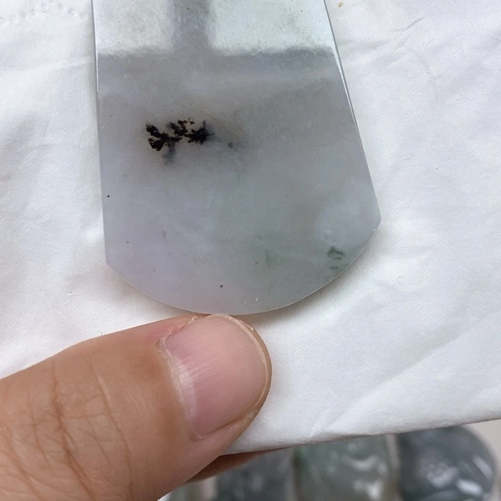 翡翠未镶嵌颈饰天然缅甸翡翠