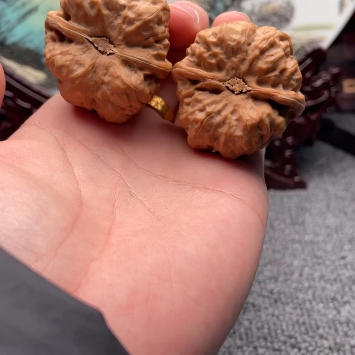 友***强核桃蛤蟆头文玩C25