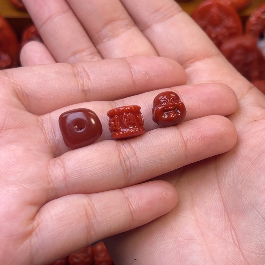 开***子南红玛瑙未镶嵌精品南红套装配饰