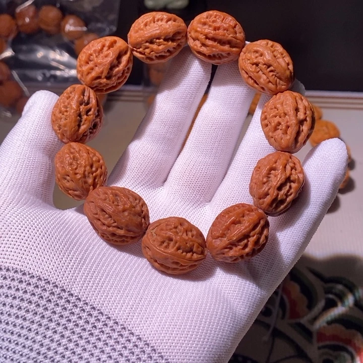 文玩核桃手串……3