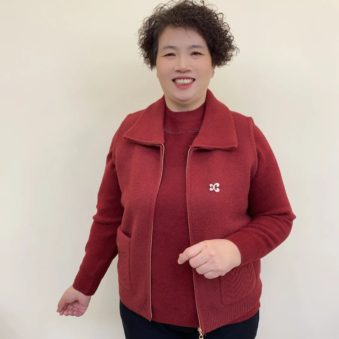 秋冬季马甲中老年洋气妈妈装宽松口袋纯色时尚风拉链保暖女装2068