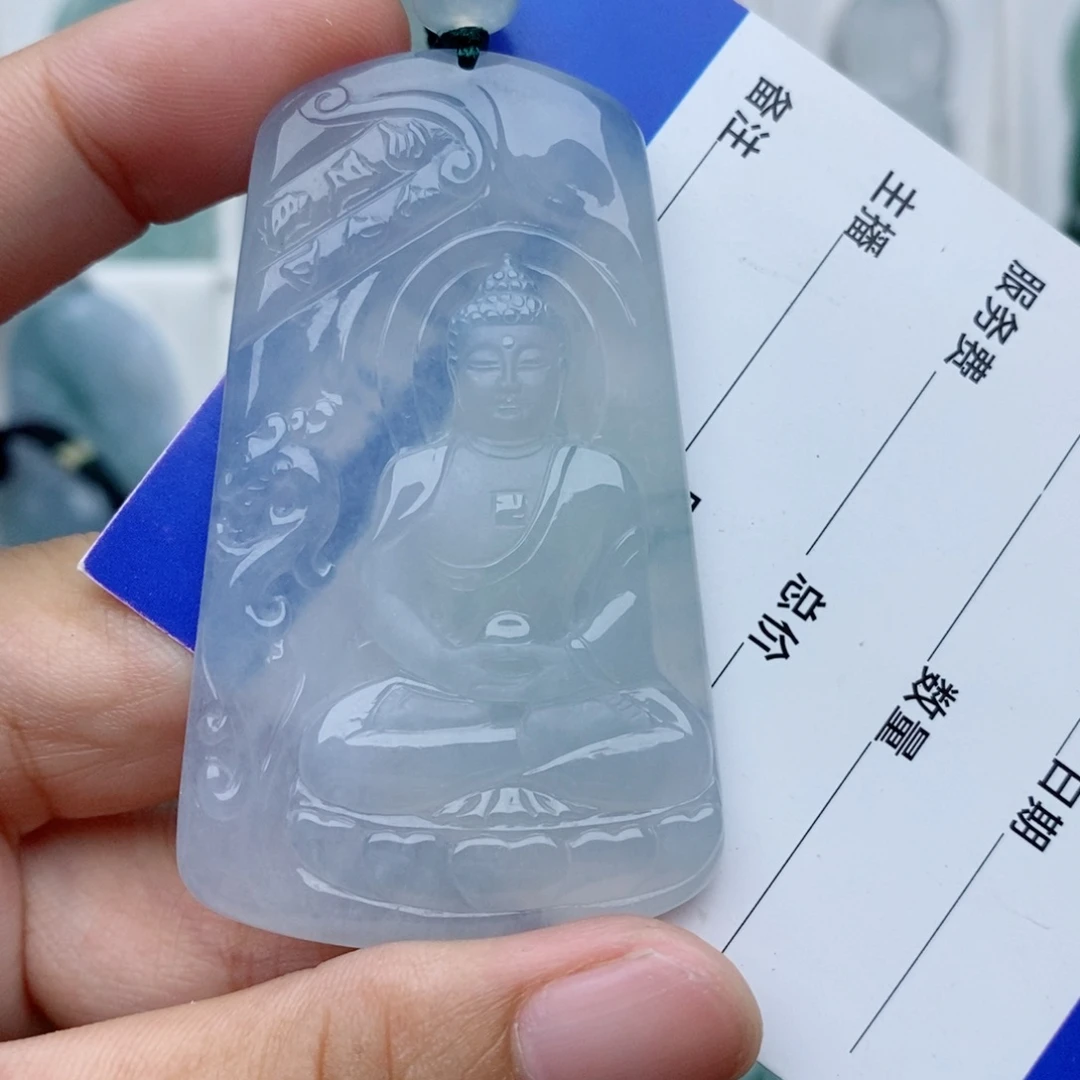 颈饰未镶嵌翡翠大日如来