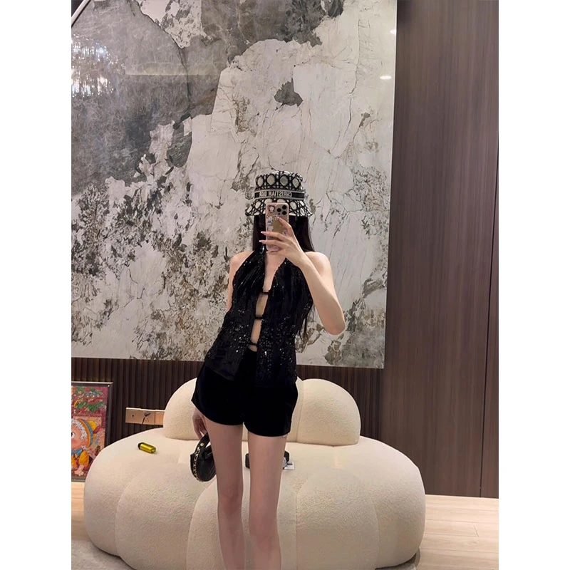 韩系气质女神2025夏季新款时尚高级感上衣配高腰显瘦休闲短裤套装