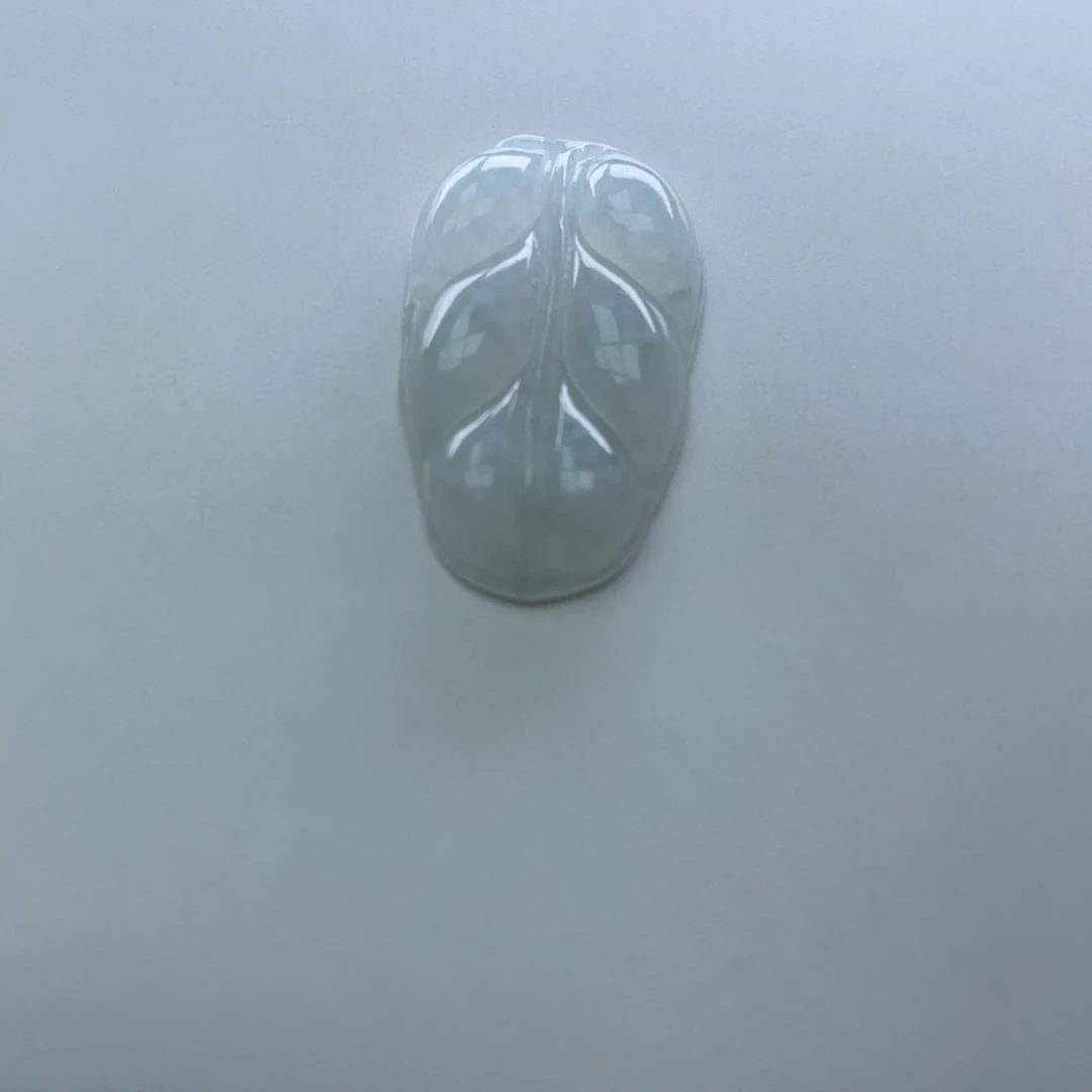 翡翠未镶嵌颈饰树叶