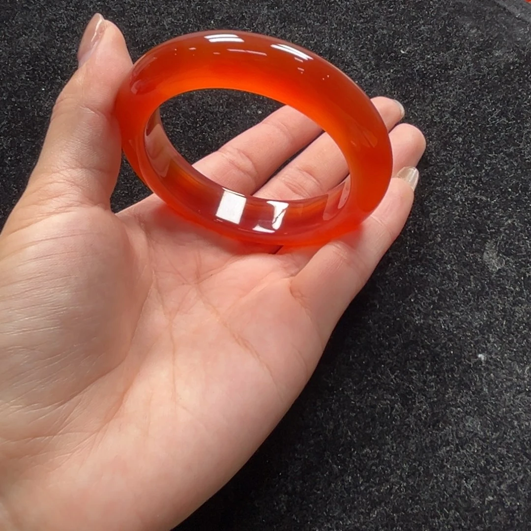 手镯玛瑙/玉髓未镶嵌柳*