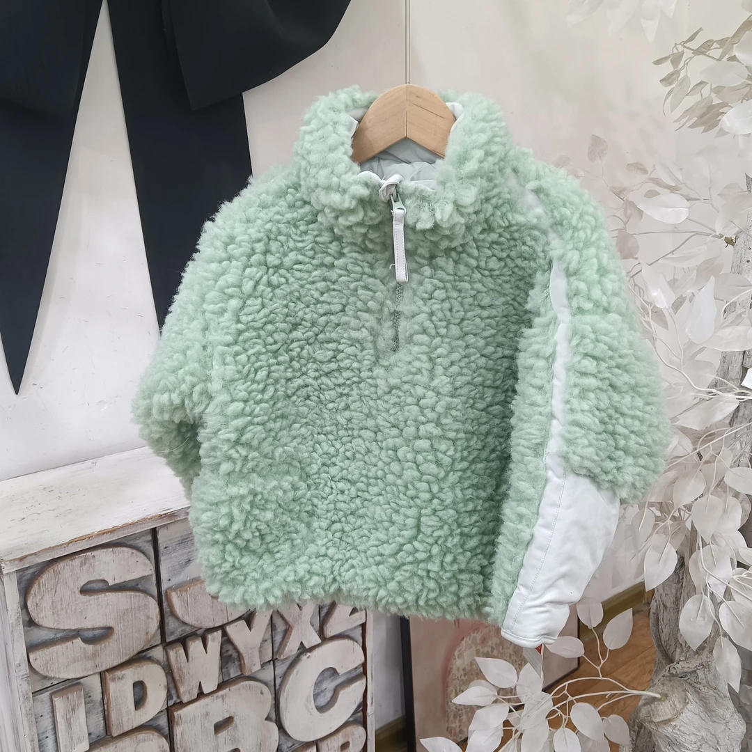 FF019绿色卫衣外套/啵里