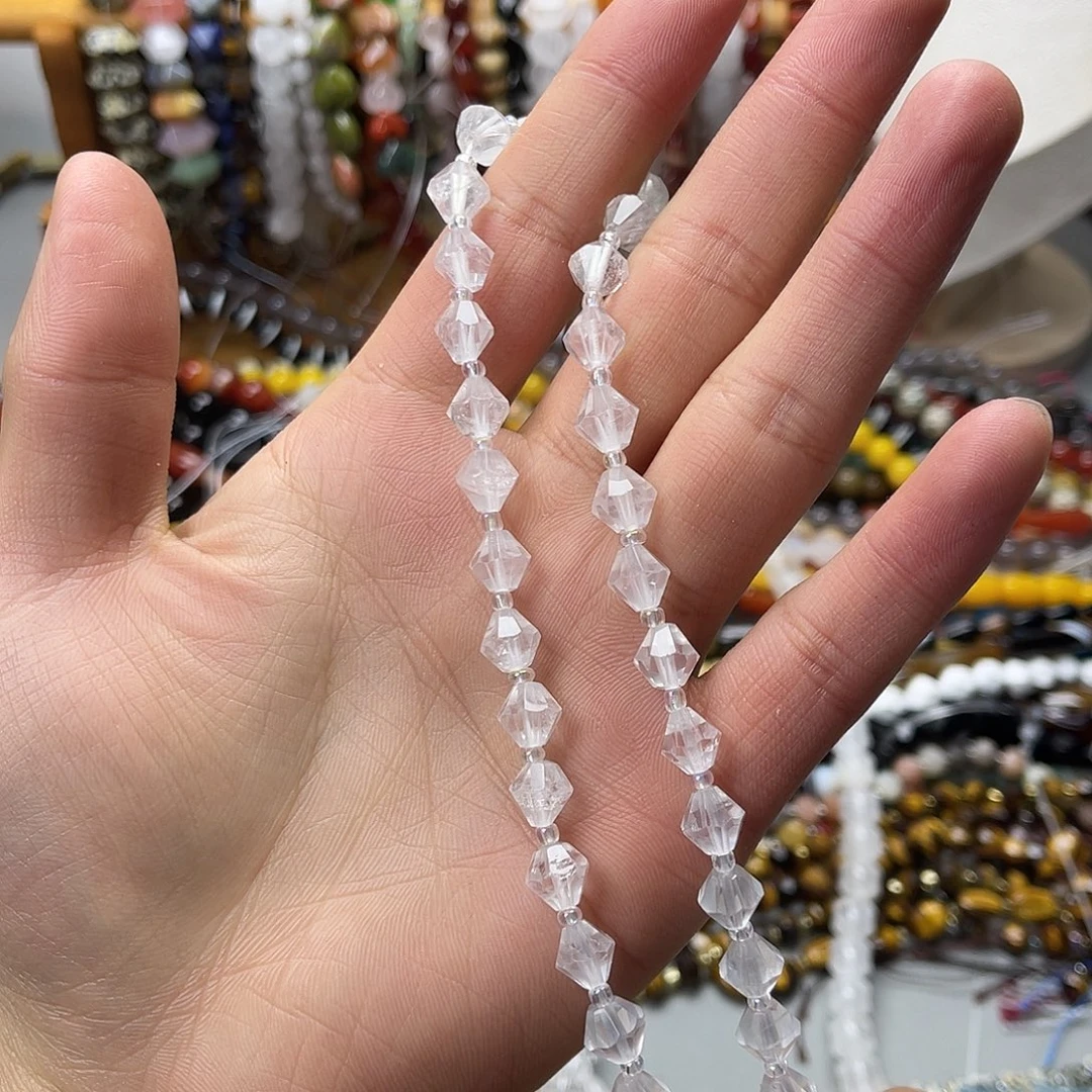 玛瑙/玉髓未镶嵌珠宝半成品卡8白水飞碟一条