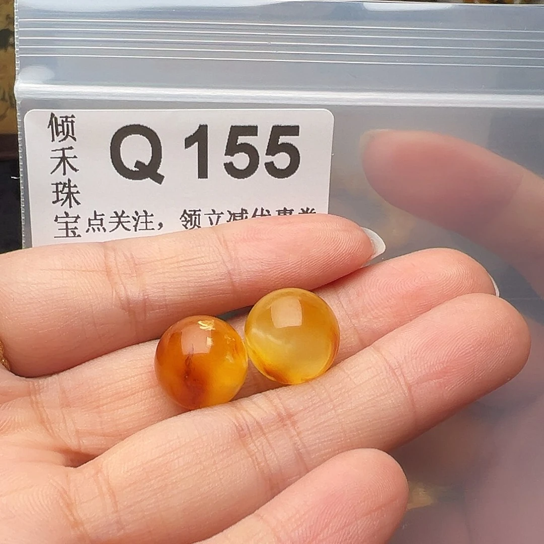 未镶嵌琥珀裸石微瑕13