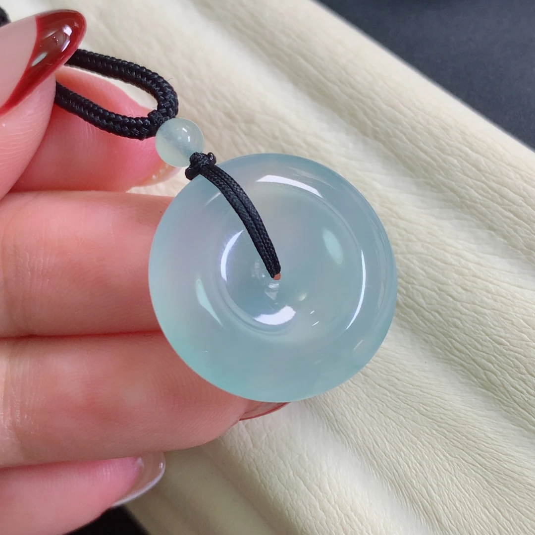 翡翠未镶嵌颈饰扣子