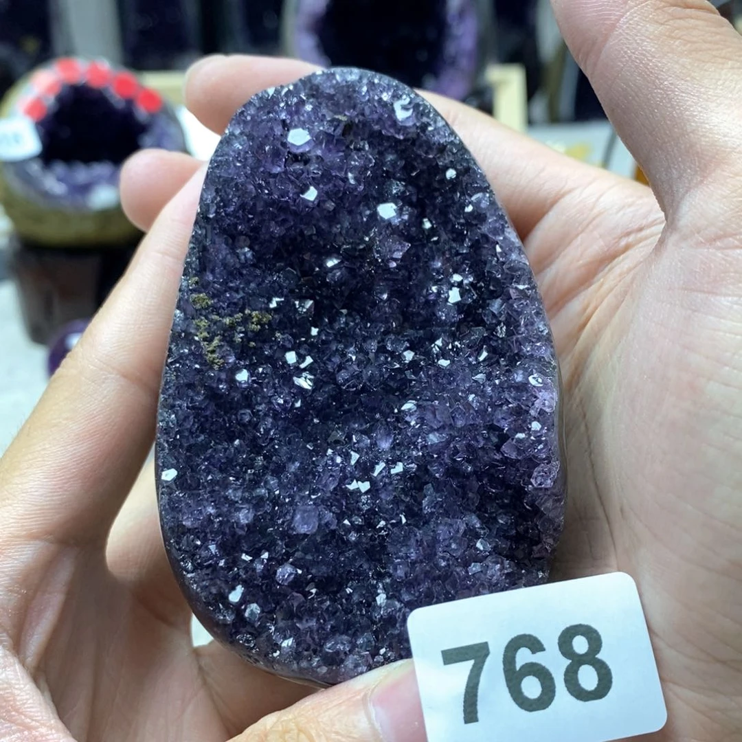 未镶嵌水晶大型摆件（非配饰）