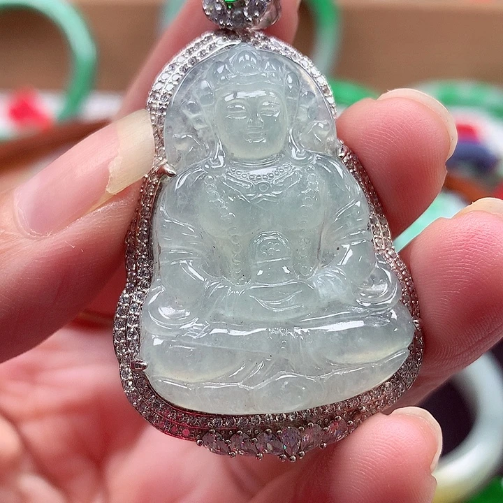 翡翠银S925镶嵌颈饰翡翠