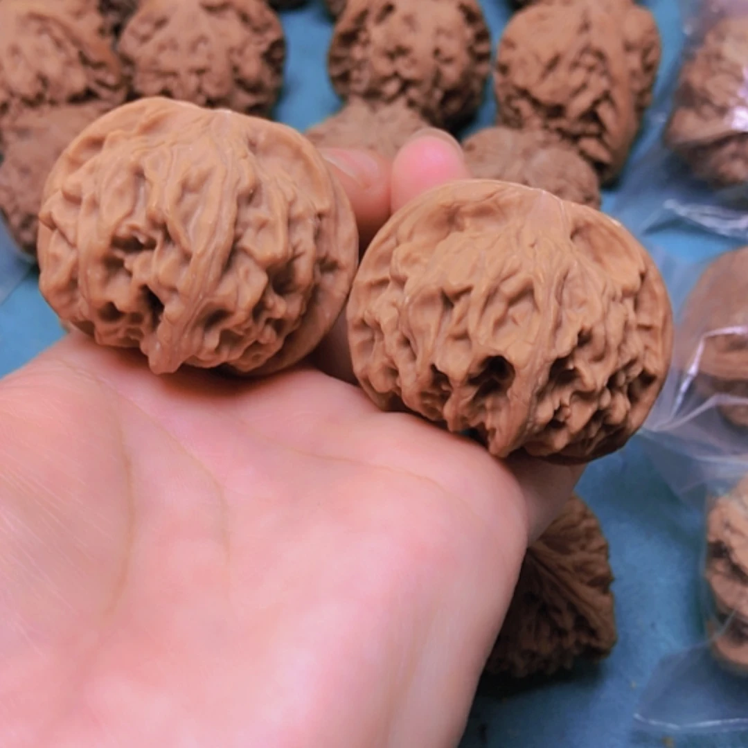 【闪购商品】摆件核桃42天地修边