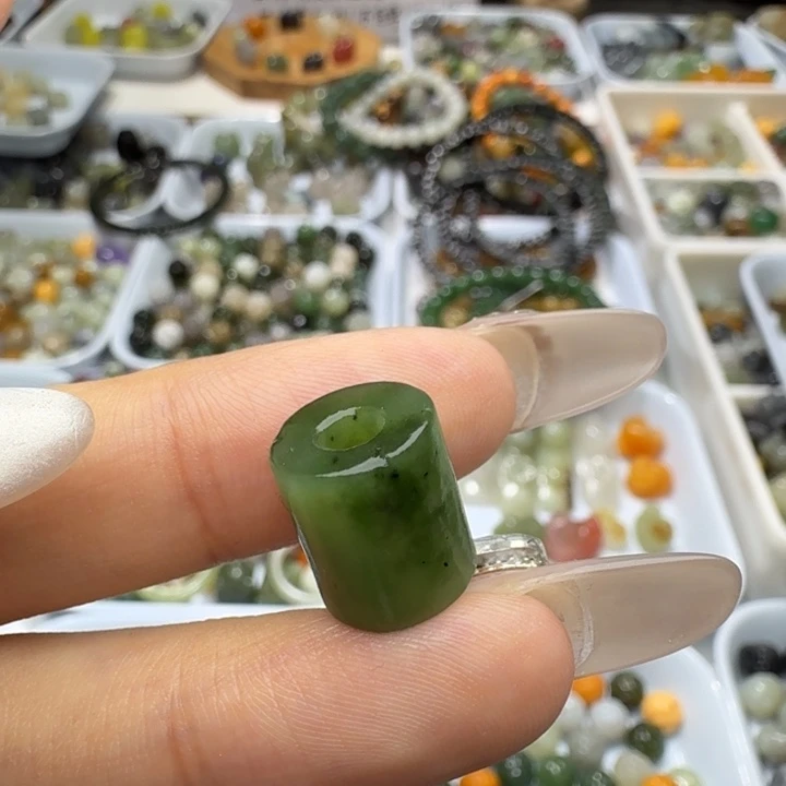 未镶嵌和田玉珠宝半成品