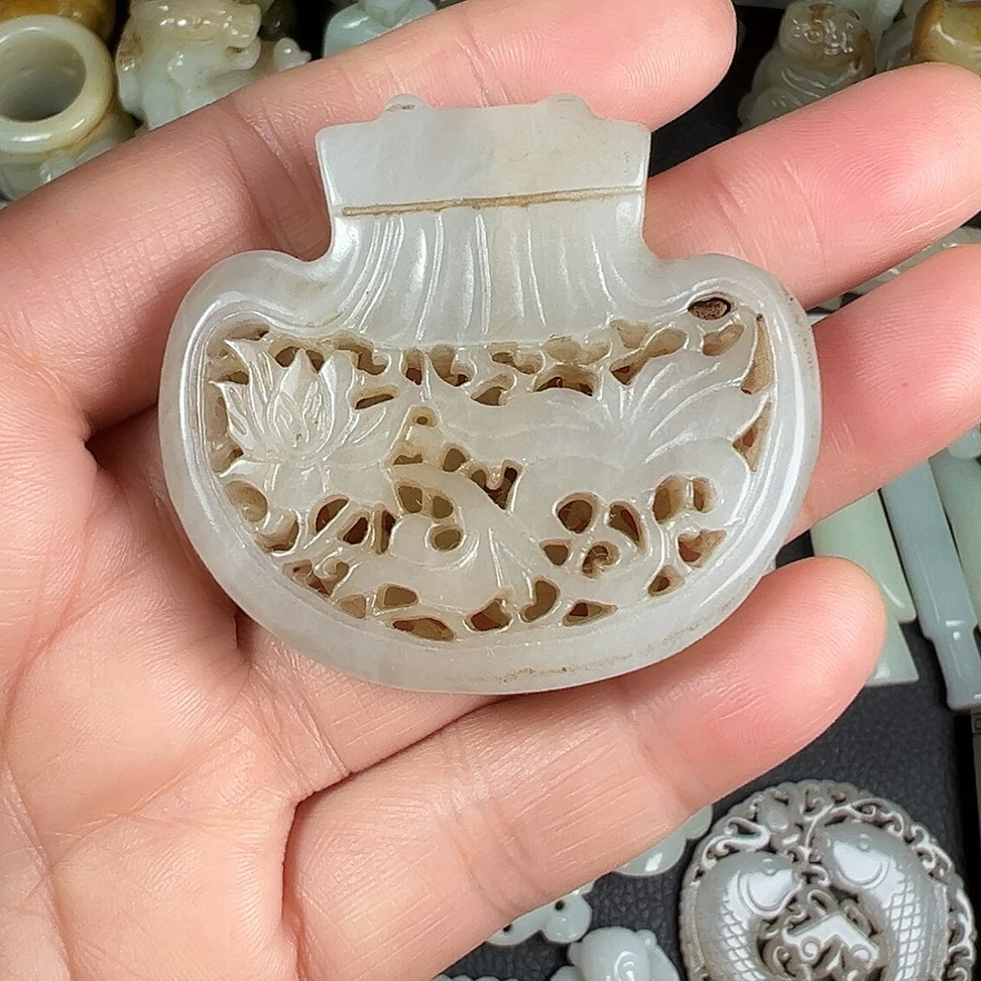 和田玉未镶嵌吊坠(不含链)