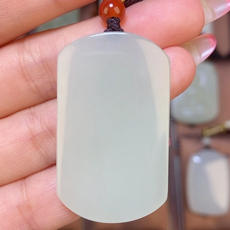 【闪购商品】颈饰未镶嵌和田玉