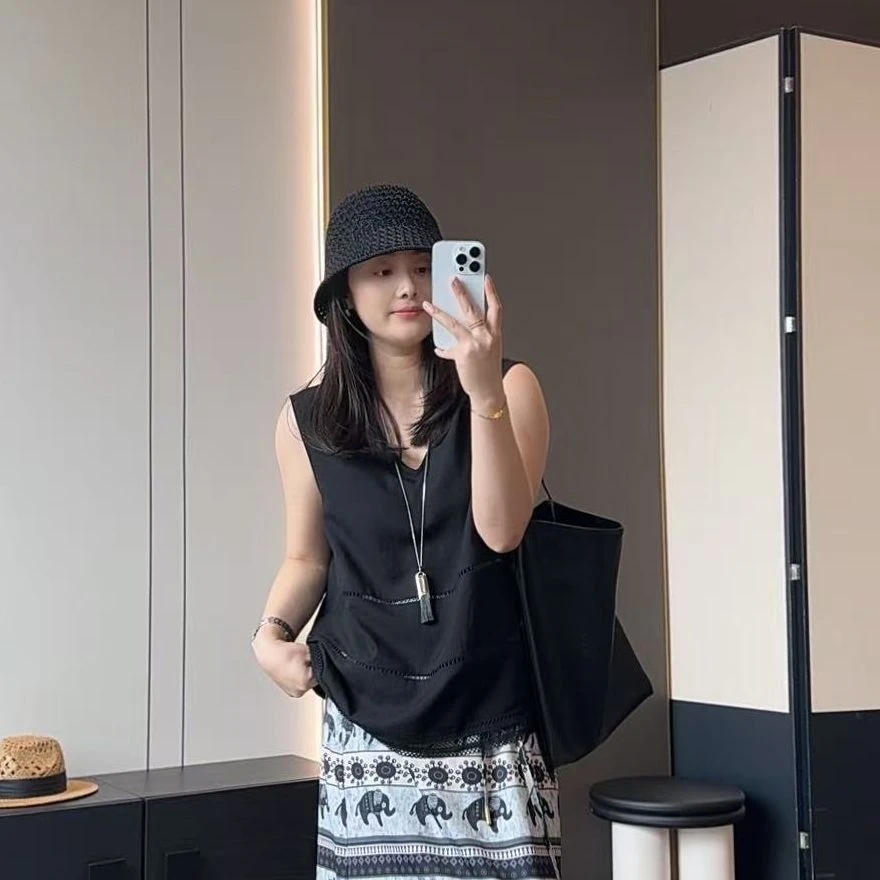 人丝麻镂空无袖背心马甲上衣  8998