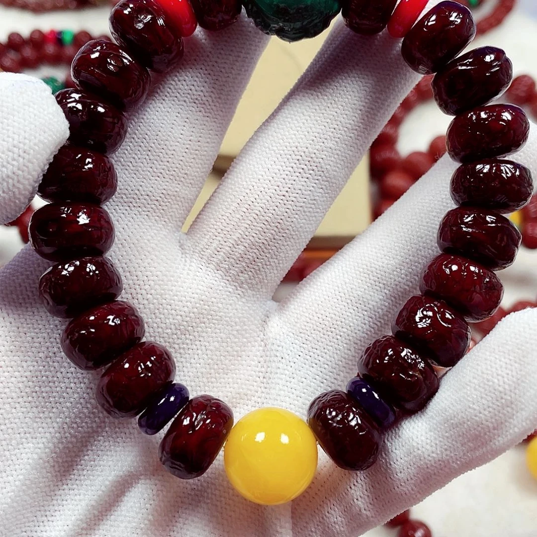 猴头核桃吊坠凤眼