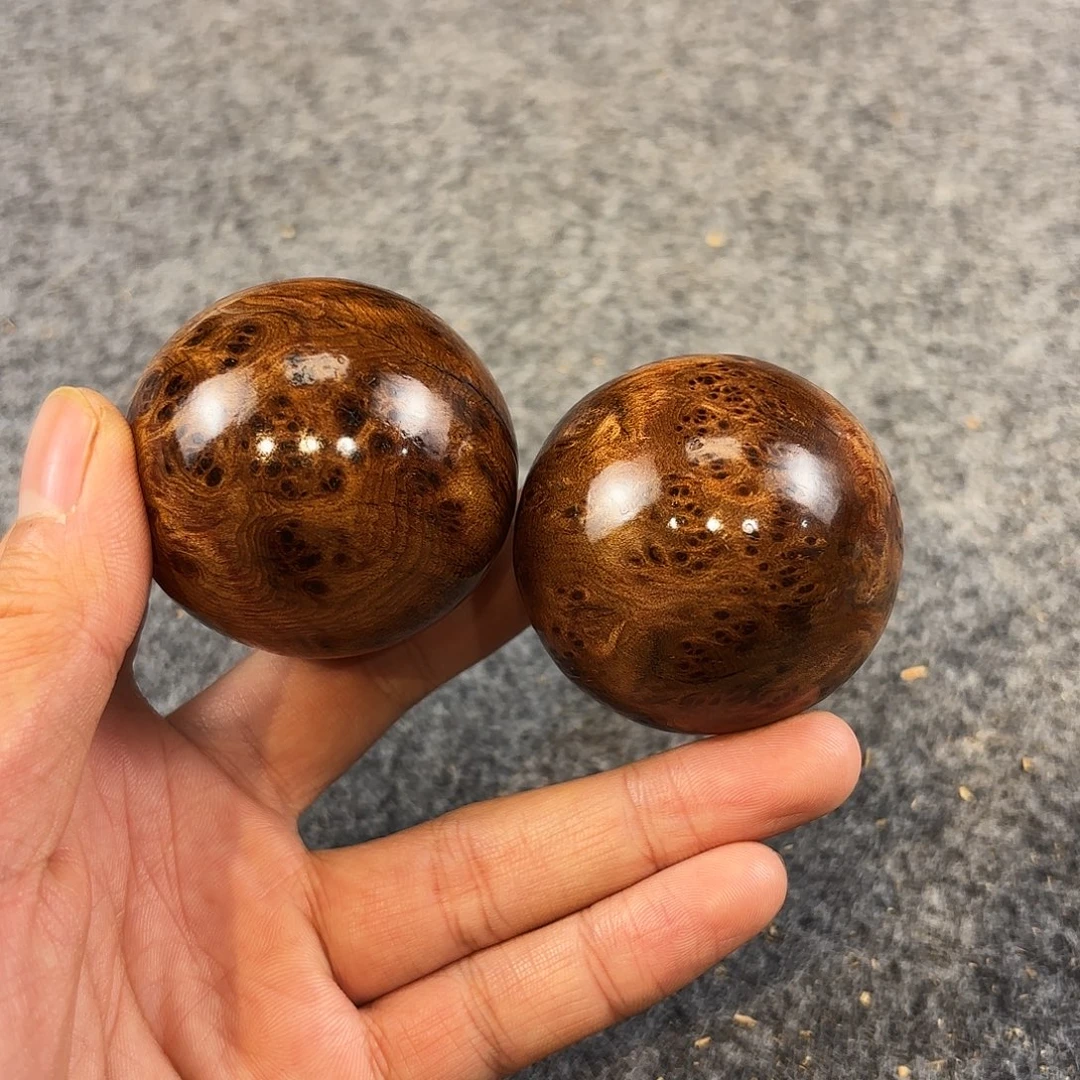 崖柏爆满阴沉雷瘤5.0