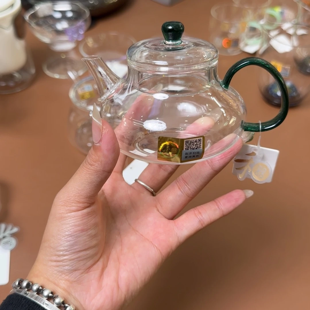 禾器墨绿色瑾玉壶