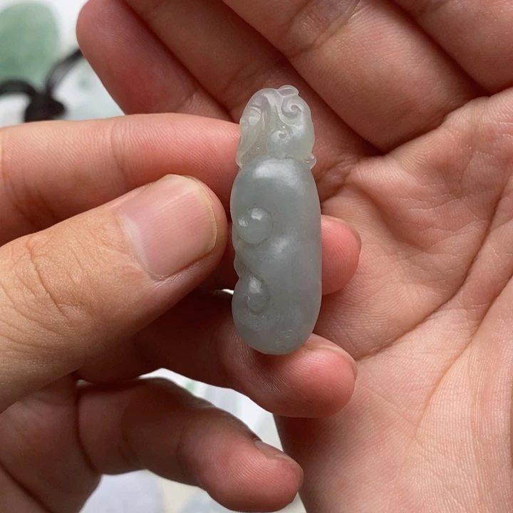 未镶嵌定制翡翠天然缅甸翡翠吊坠