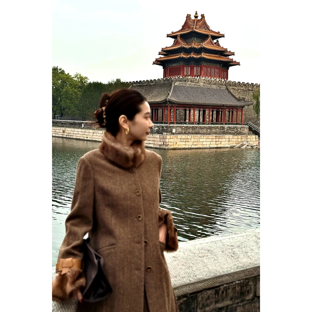 【CHENSMCHENxJCSO】美利奴棕色皮毛一体长款毛呢大衣女CdSU9570TT