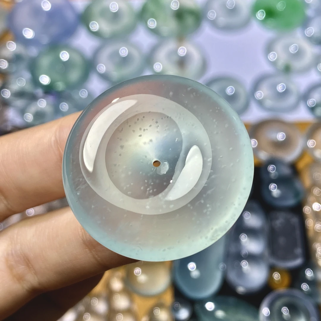 天然缅甸A货翡翠平安扣高冰雪花棉晴蓝底厚肥扣吊坠尺寸：33.8-8.3