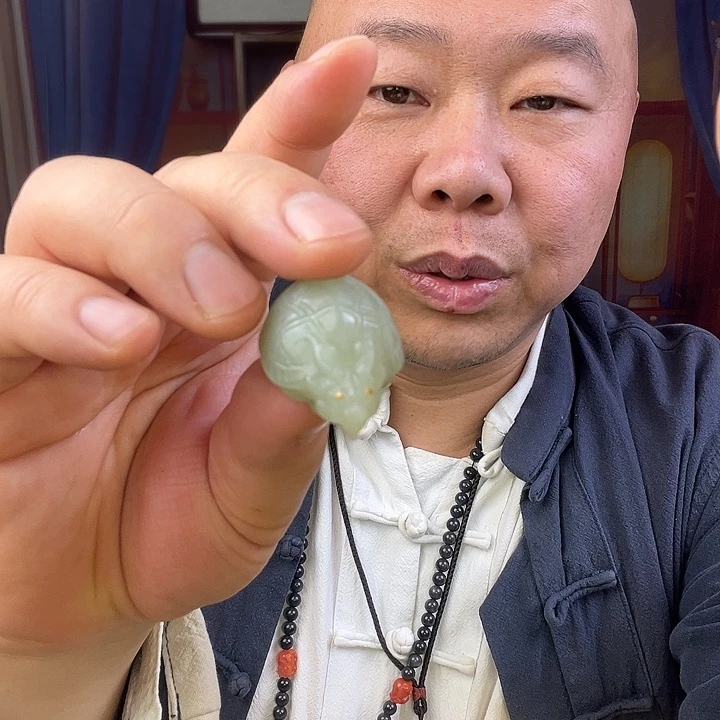 和田玉未镶嵌颈饰龙龟荣归故里