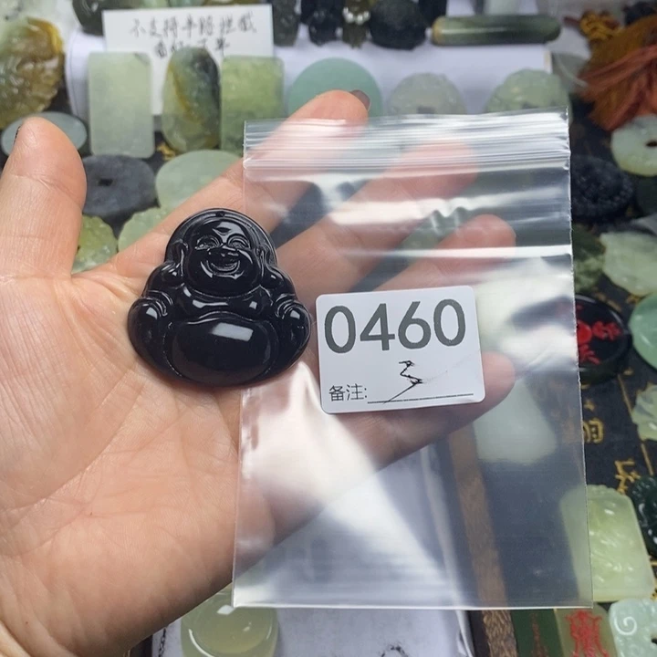 蛇纹石玉颈饰合金S**●