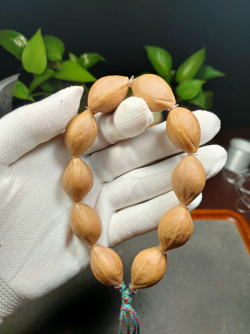 1.7+原皮原生态橄榄核红底老料铁核福利铁核橄榄核手串