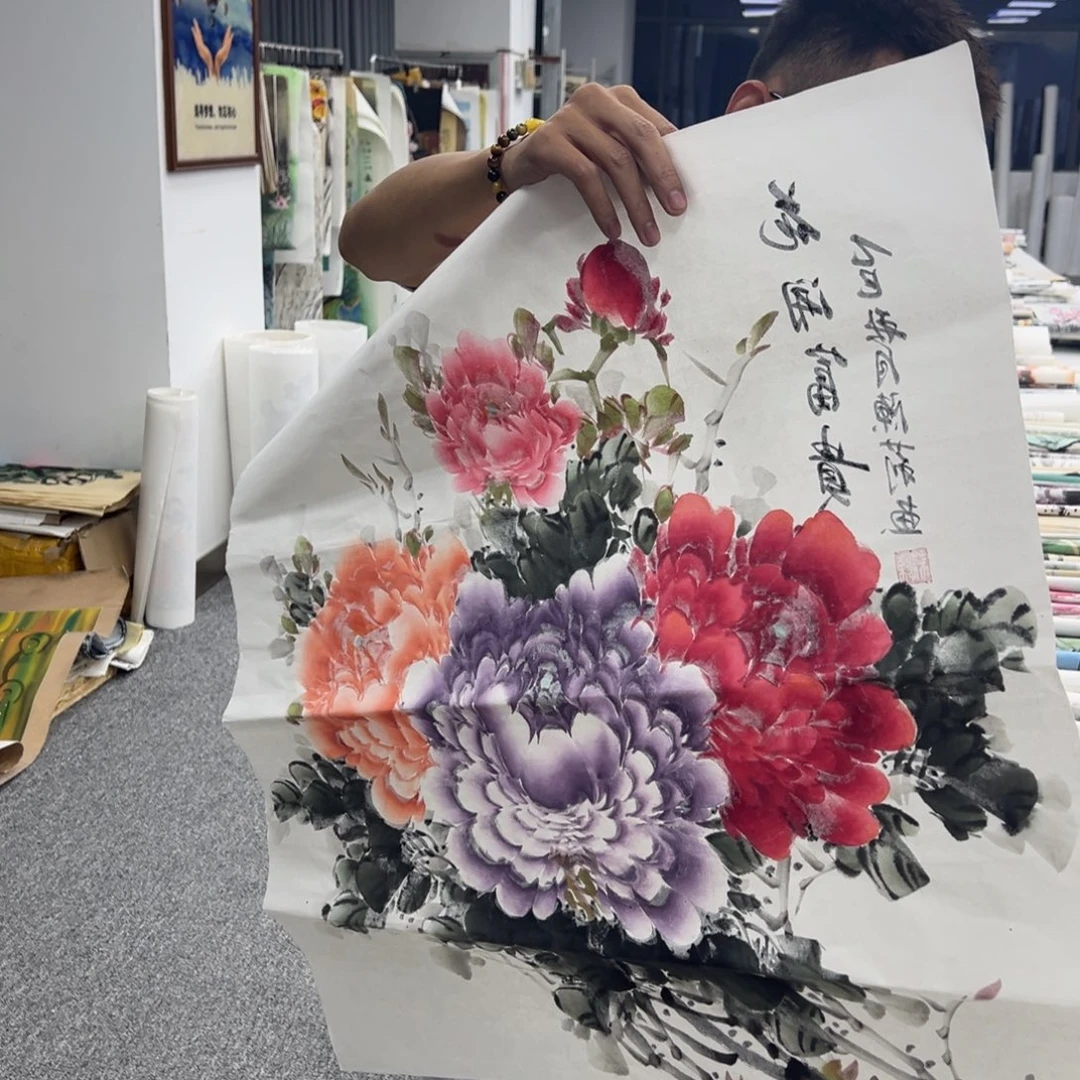 国画卖字画的小男孩