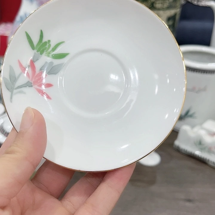 釉下五彩瓷的制作工艺