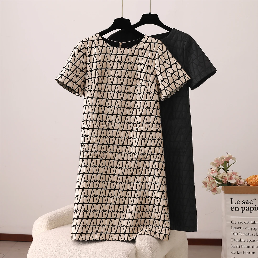 COLD MEDIUM连衣裙大码夏季法式赫本风拉链常规圆领花色短袖裙A29