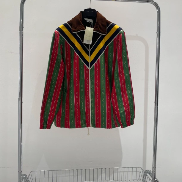 未使用 GUCCI/古驰 v型织绒夹克外套 yy00825 尺码m