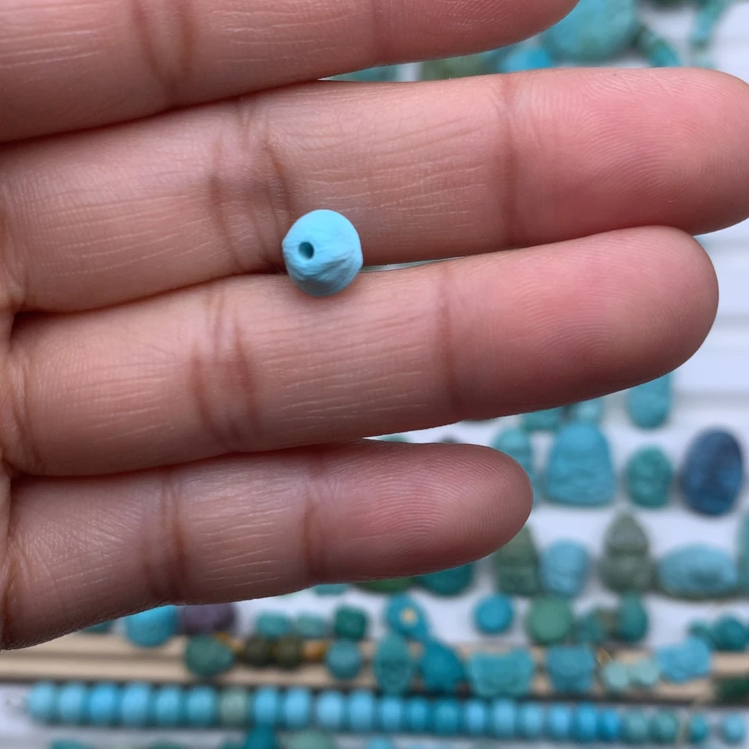 未镶嵌绿松石珠宝奇石