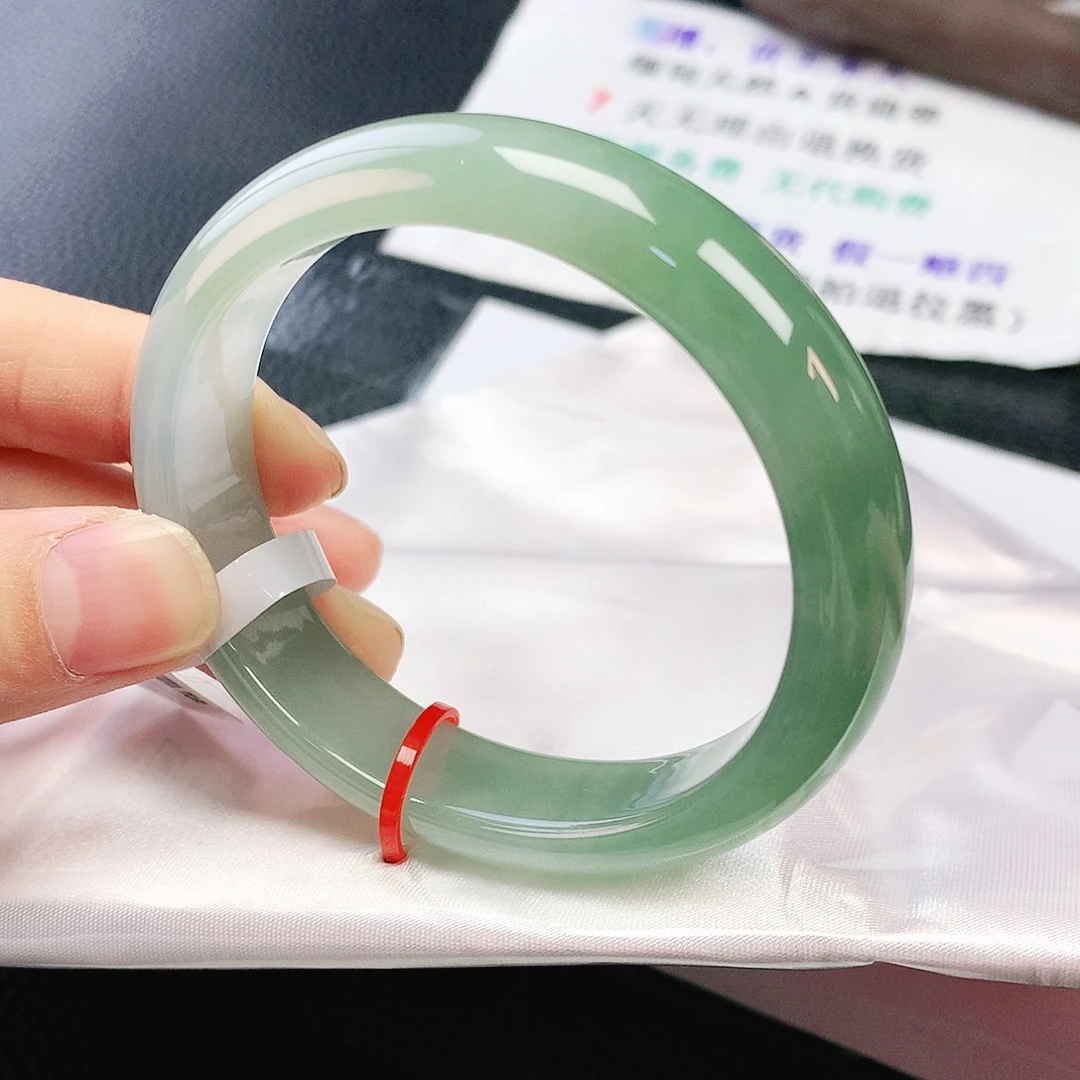 未镶嵌手镯（贵妃镯）翡翠55冰绿