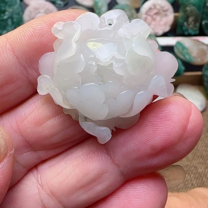 独山玉未镶嵌手镯