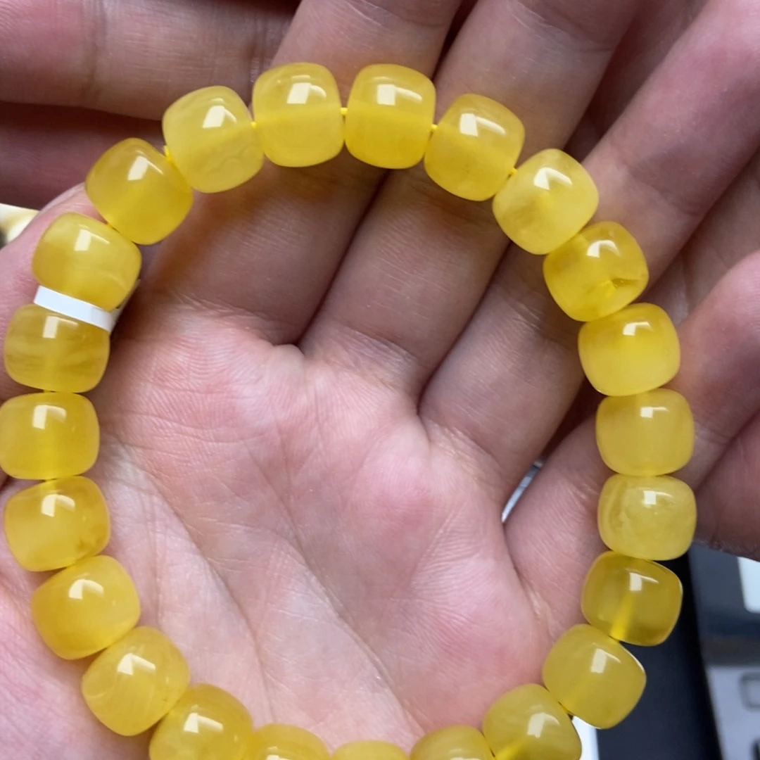 蜜蜡未镶嵌珠宝奇石218