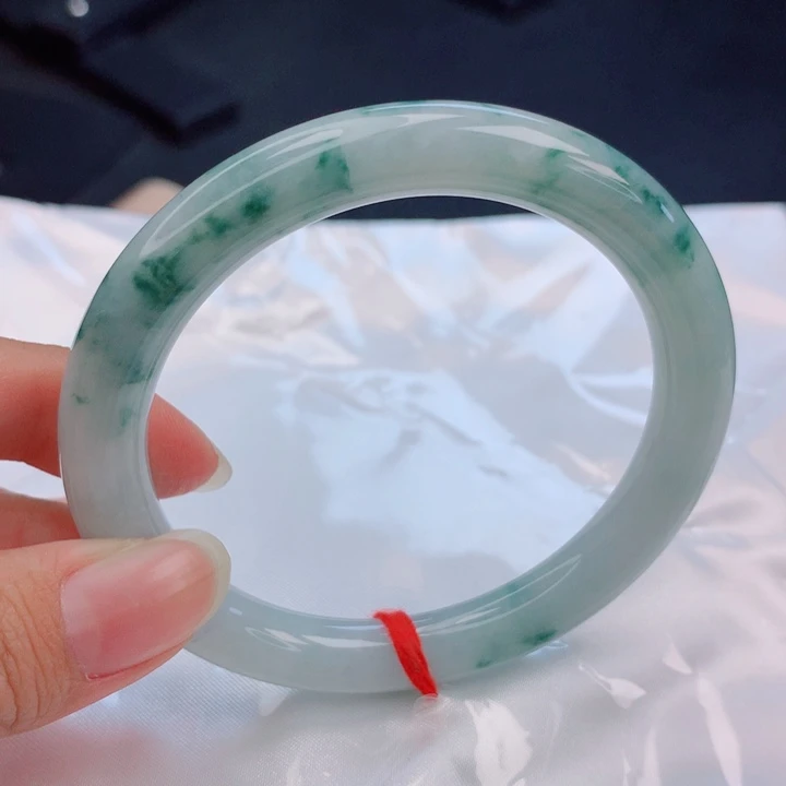 翡翠未镶嵌手镯（圆镯）58-59圈