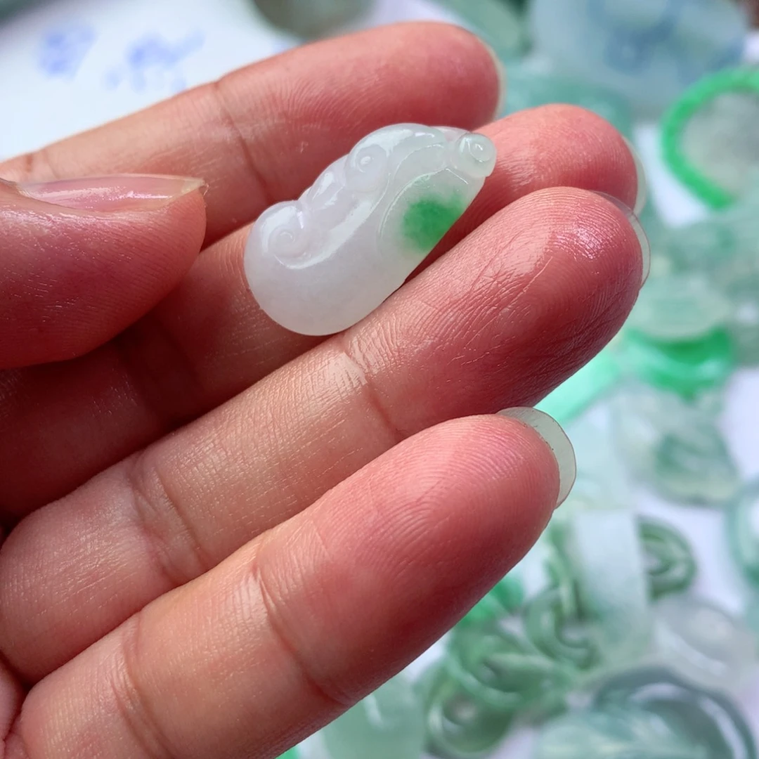 定制翡翠未镶嵌包工