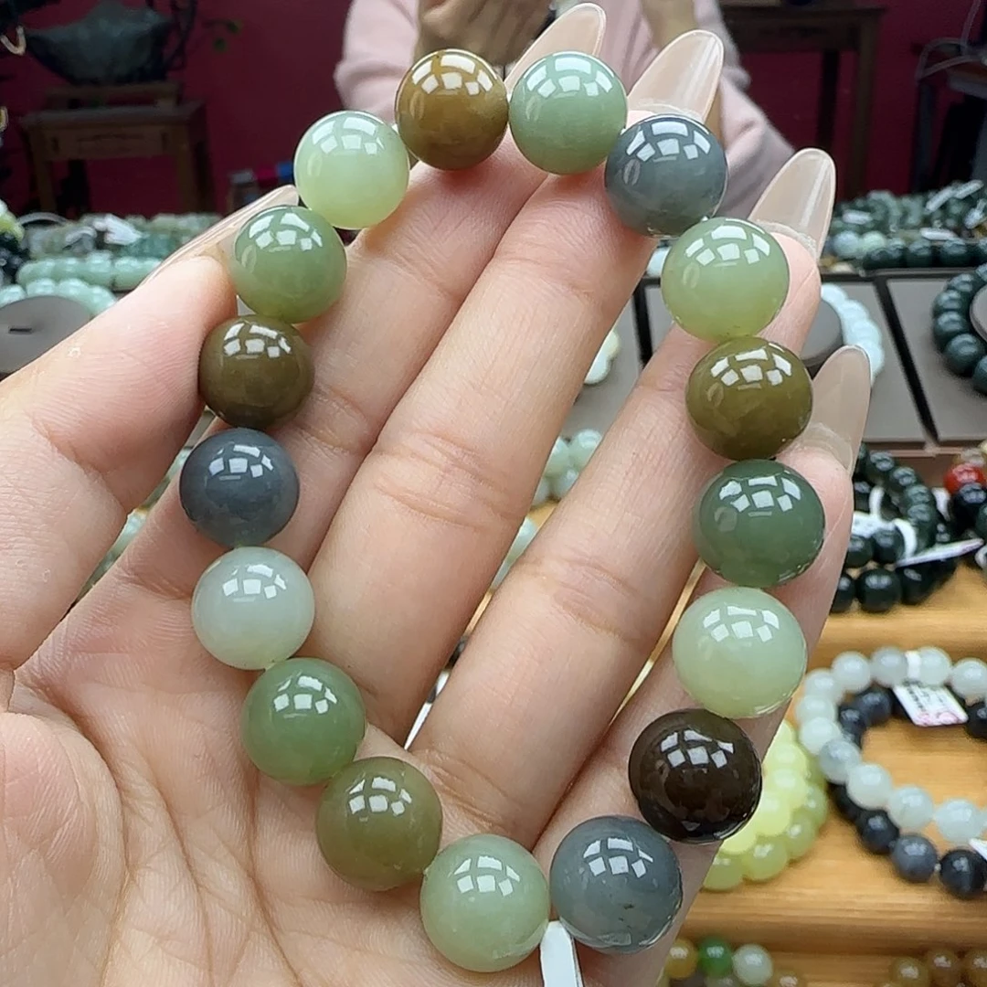 和田玉未镶嵌手串