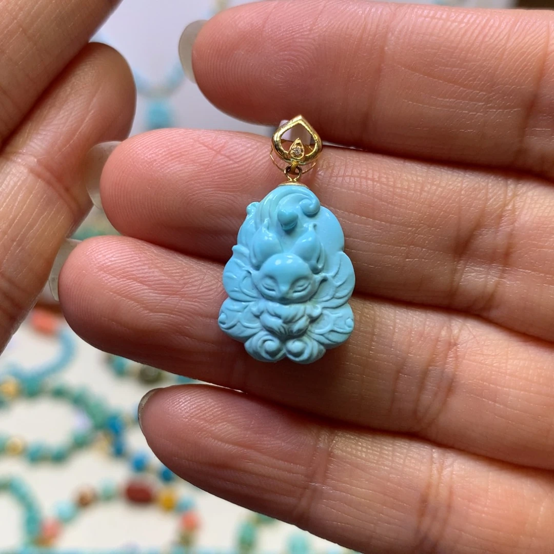 绿松石18K金镶嵌吊坠