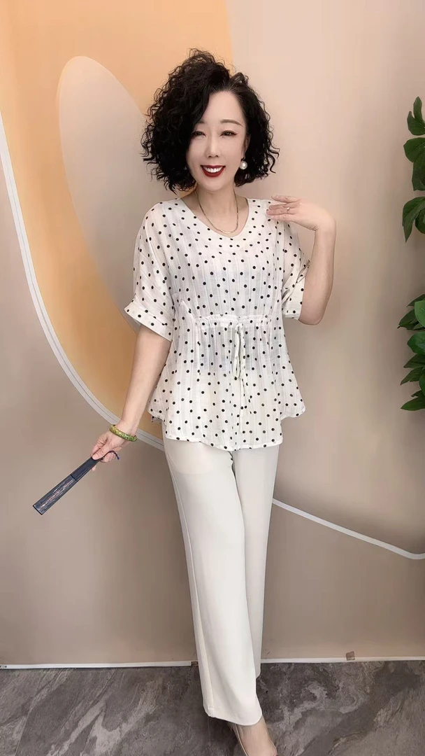 52夏新品波点宽松大码时尚遮肚休闲衫上衣