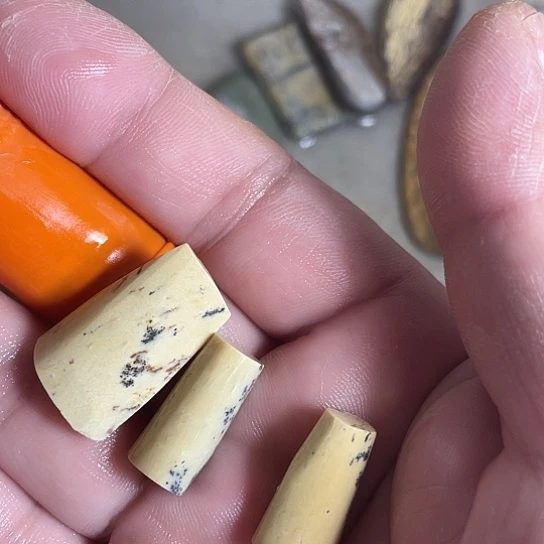 谜***岫岩河磨玉（透闪石质玉）未镶嵌挂件