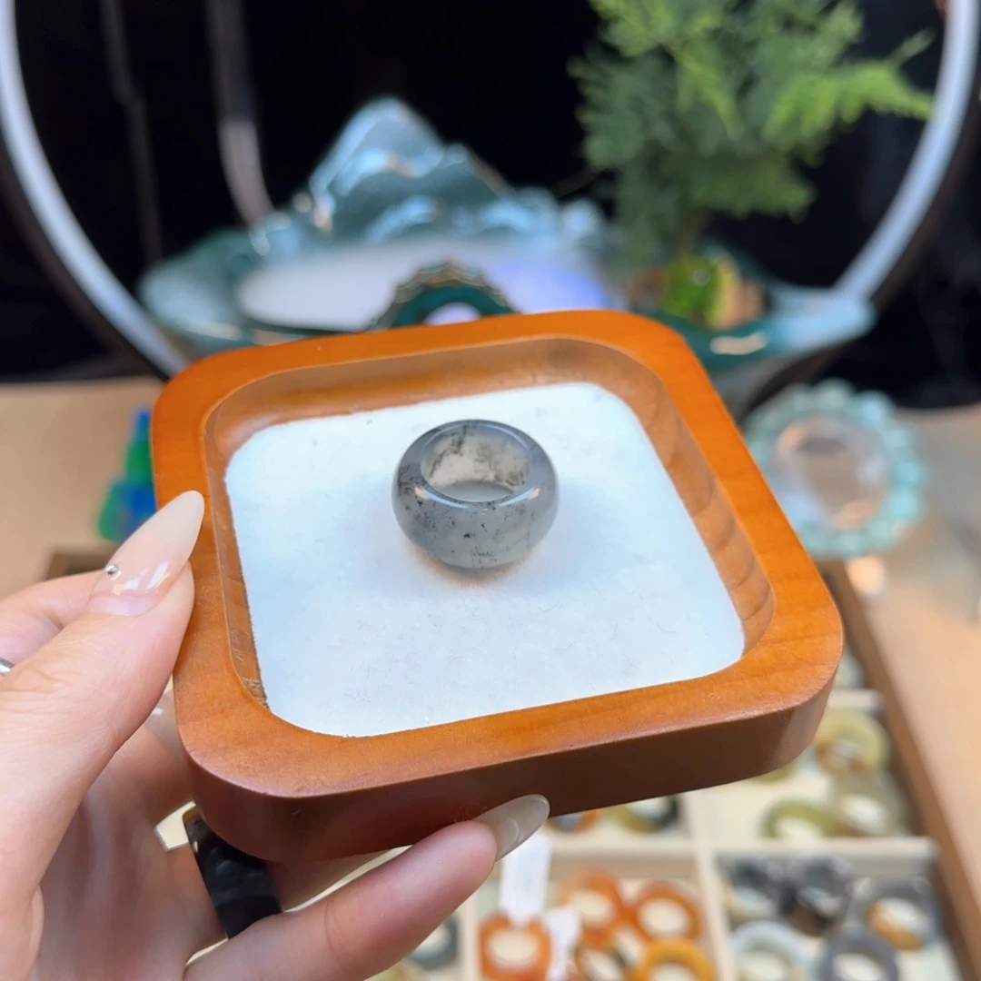 蛇纹石玉微瑕内径17.8合金?**佳