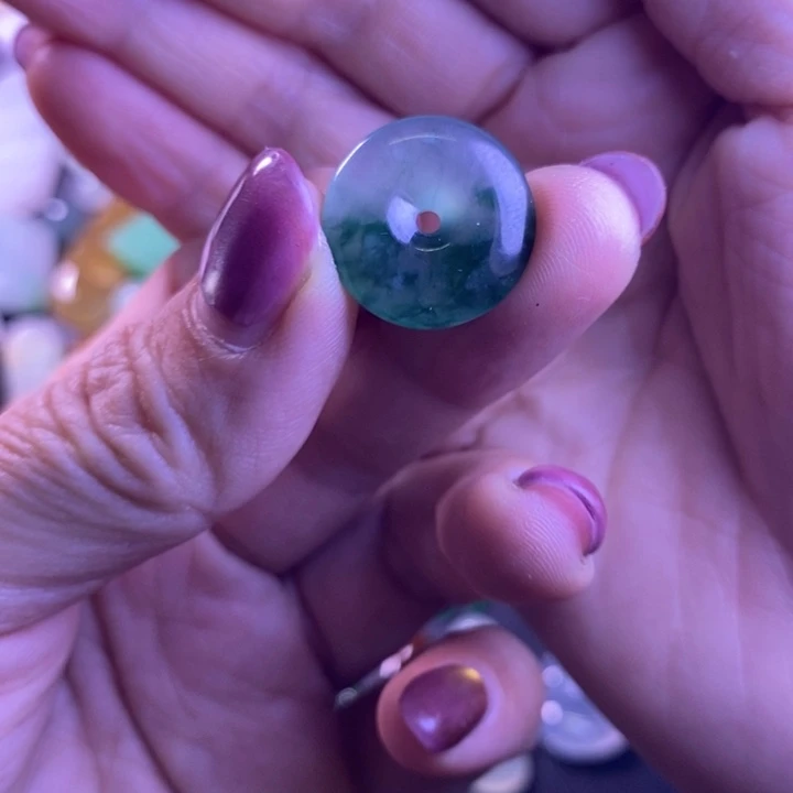 翡翠未镶嵌挂件天然翡翠