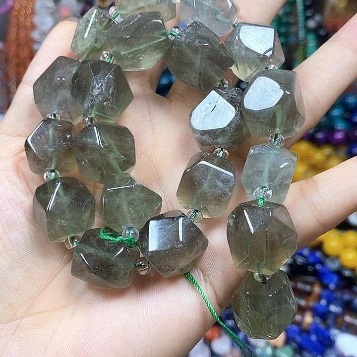 玛瑙/玉髓未镶嵌珠宝半成品天然绿水晶随型切卡14mm