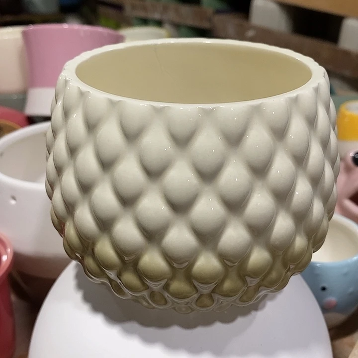 摆件陶陶盆有孔 瑕疵介意勿拍