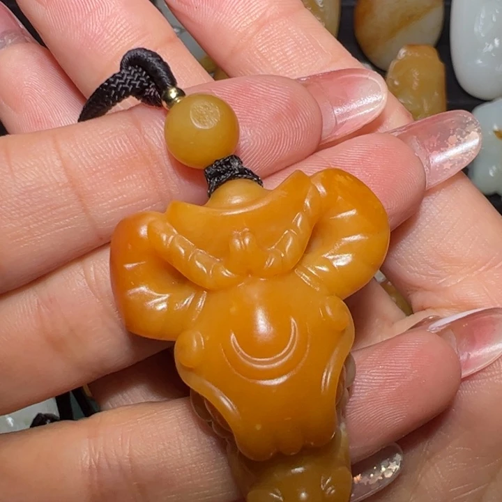 颈饰未镶嵌和田玉