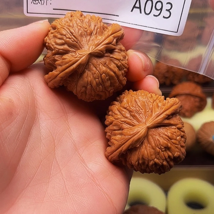 文玩核桃把件t wo zuo x y